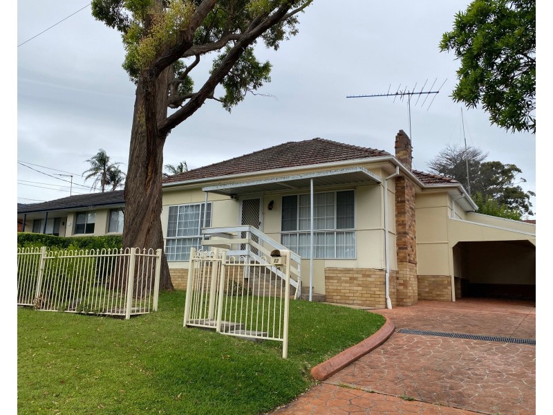 12 Numantia Road, Engadine NSW 2233