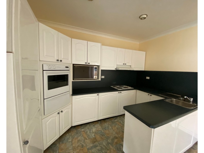 12 Numantia Road, Engadine NSW 2233