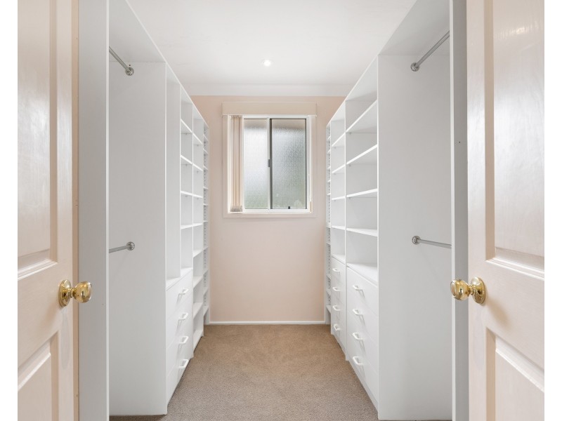 6 Caspian Place, Woronora Heights NSW 2233