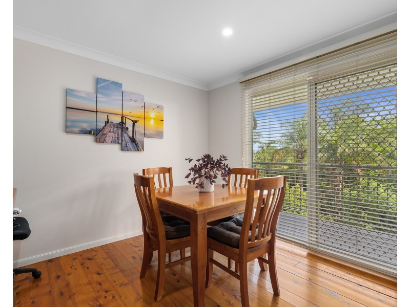 33 Laurina Avenue, Yarrawarrah NSW 2233