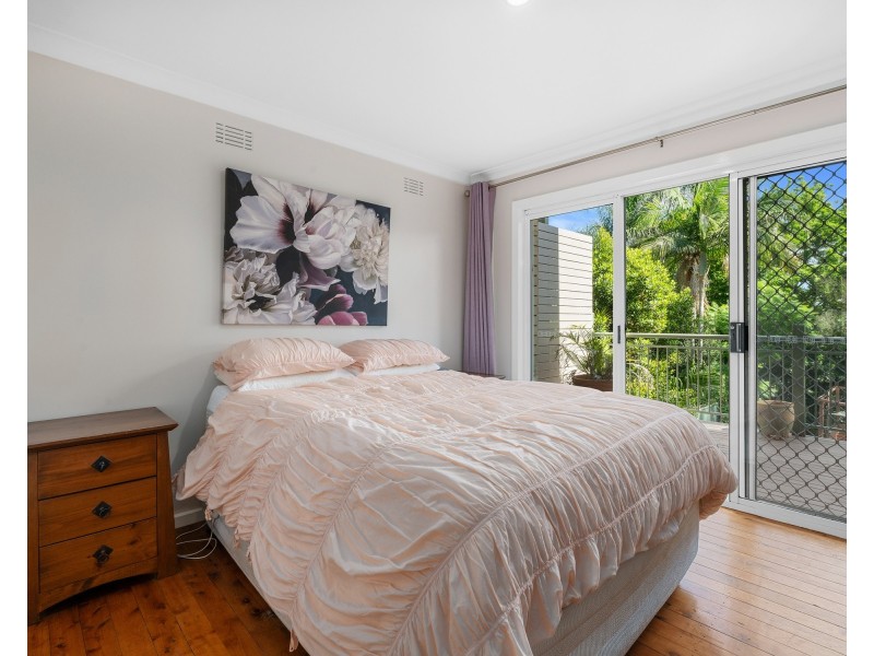 33 Laurina Avenue, Yarrawarrah NSW 2233