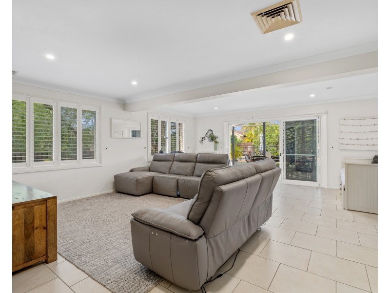 17 Weaver Place, Woronora Heights NSW 2233