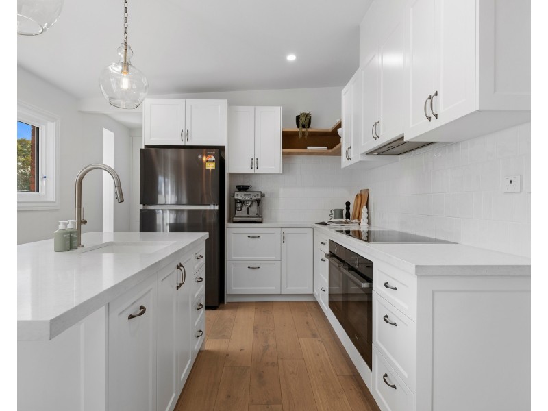 61 Cooriengah Heights Road, Engadine NSW 2233