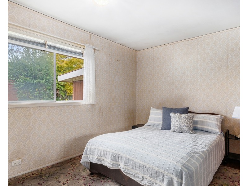 6 Thurlgona Road, Engadine NSW 2233