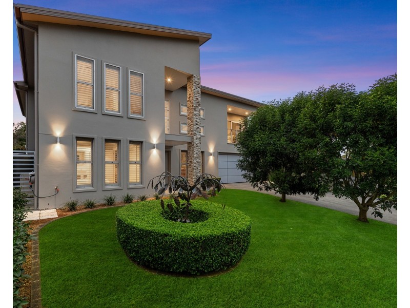 44 Albatross Circuit, Woronora Heights NSW 2233