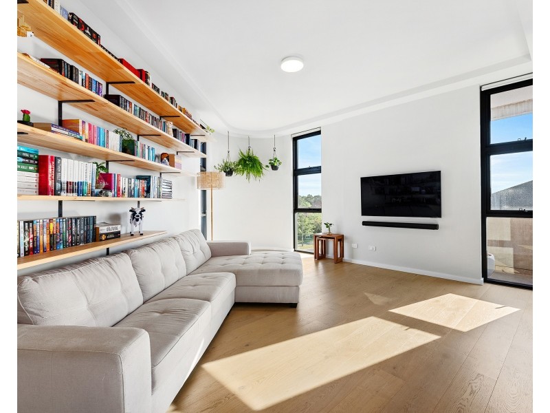401/35 The Grand Parade, Sutherland NSW 2232