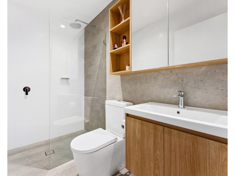 401/35 The Grand Parade, Sutherland NSW 2232