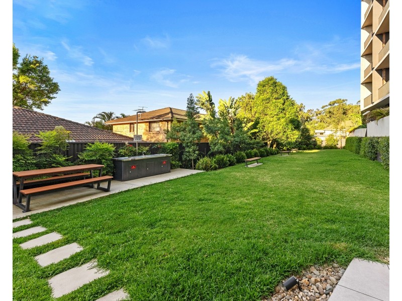 401/35 The Grand Parade, Sutherland NSW 2232