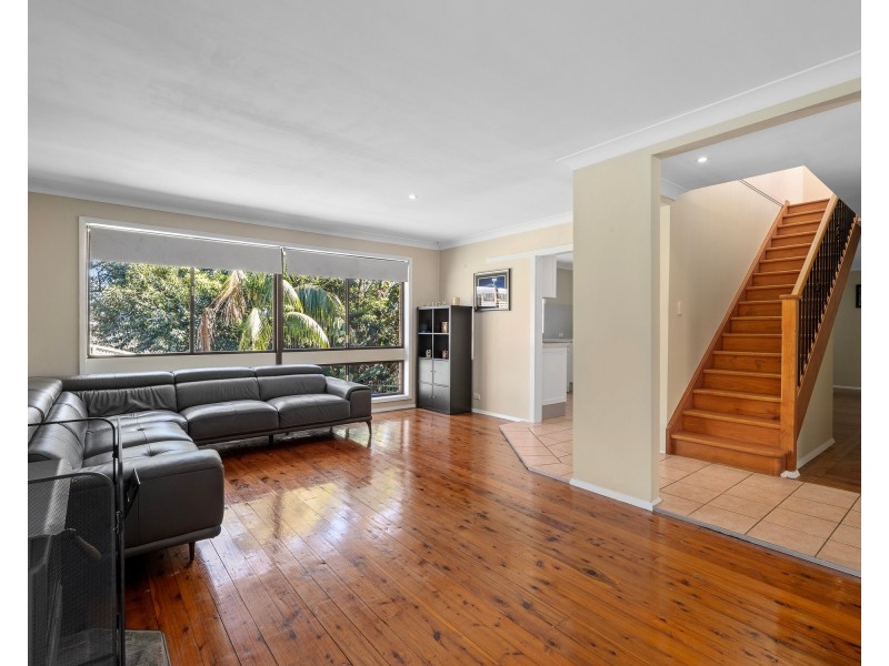 16 Coombah Place, Engadine NSW 2233