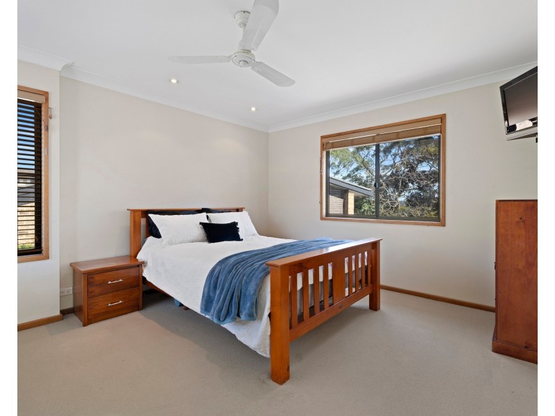 16 Coombah Place, Engadine NSW 2233
