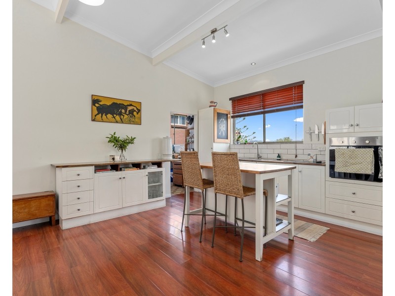 53 Yanagang Street, Waterfall NSW 2233