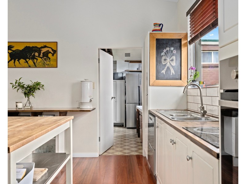 53 Yanagang Street, Waterfall NSW 2233