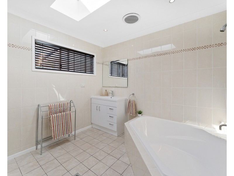 3 Beethoven Street, Engadine NSW 2233