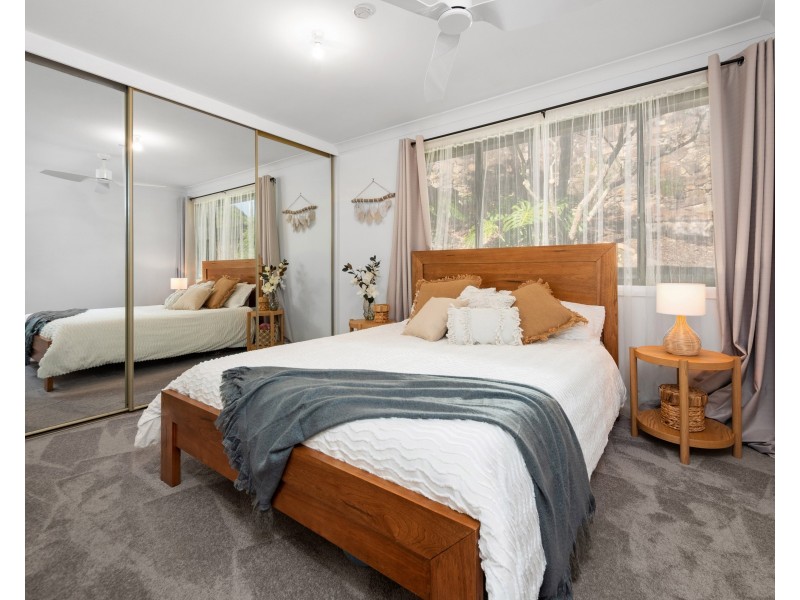 15 Sladden Road, Yarrawarrah NSW 2233