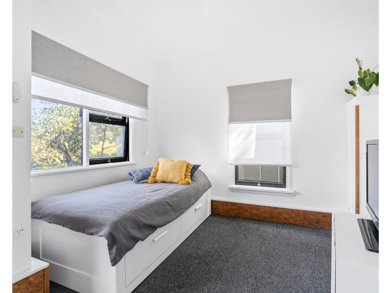 15 Sladden Road, Yarrawarrah NSW 2233