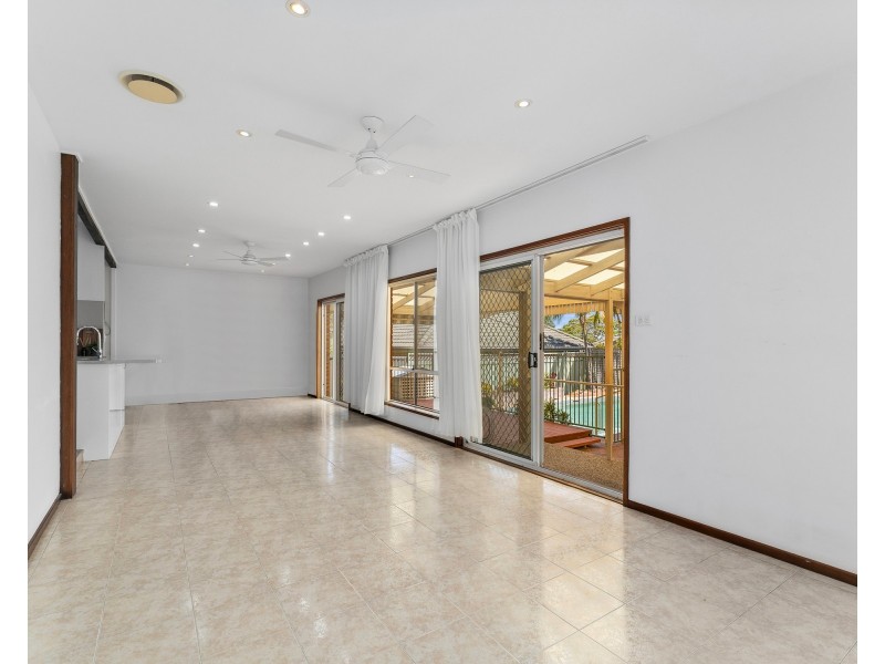 29 Chipilly Avenue, Engadine NSW 2233
