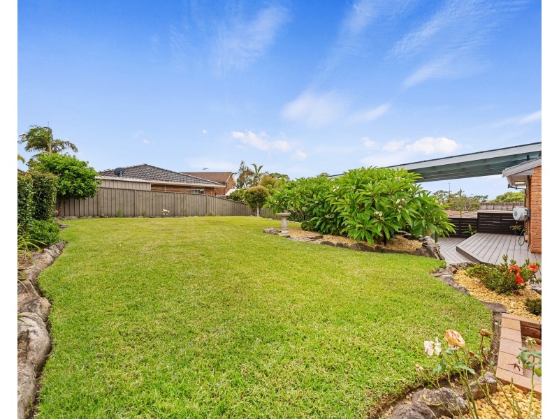 22 Albatross Crt, Woronora Heights NSW 2233