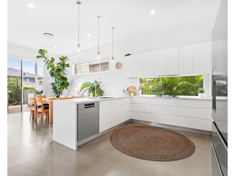 1A Chipilly Avenue, Engadine NSW 2233