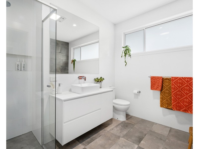 1A Chipilly Avenue, Engadine NSW 2233