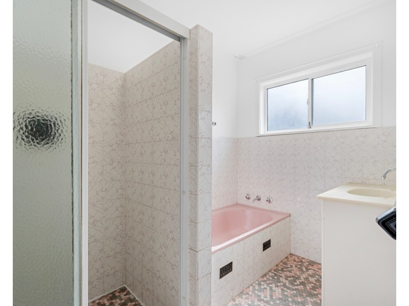 15 Glenview Place, Engadine NSW 2233