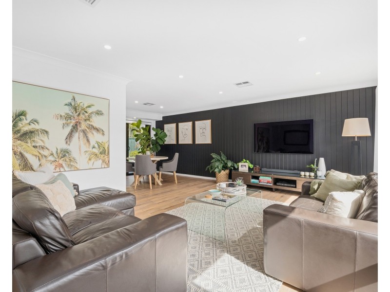 8 Kimbar Place, Yarrawarrah NSW 2233