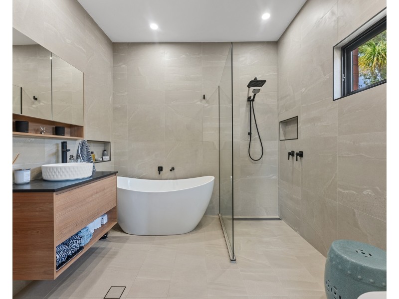 1 Burdekin Place, Engadine NSW 2233
