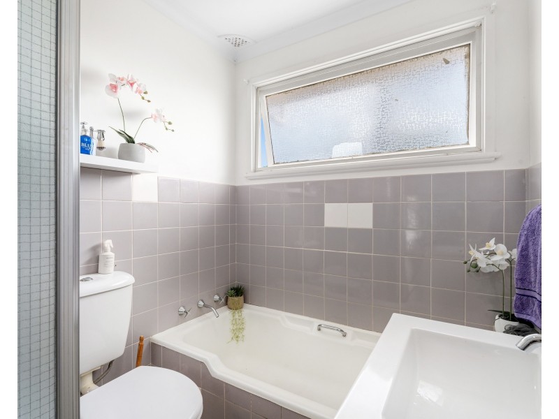 15 Sabugal Road, Engadine NSW 2233
