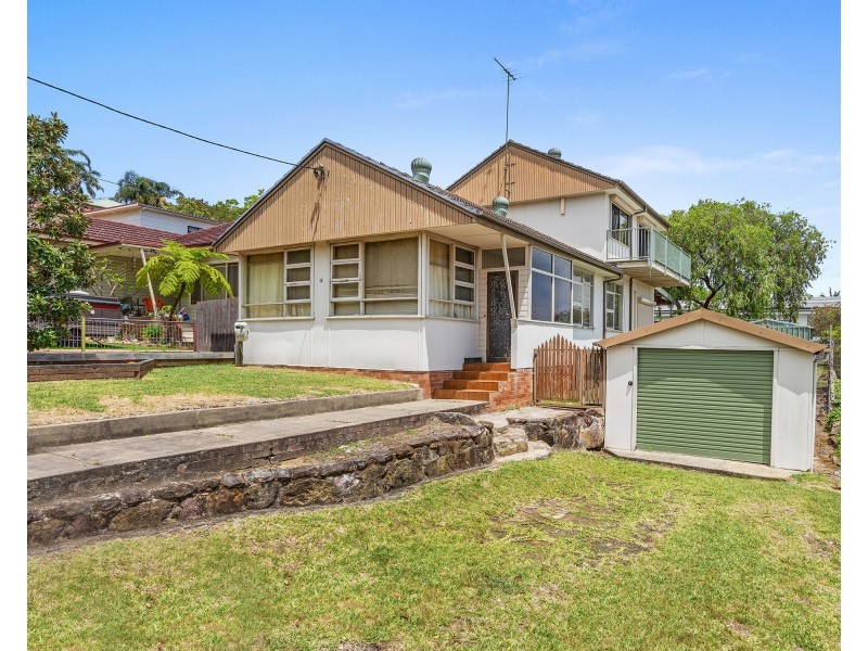 12 Short Street, Heathcote NSW 2233