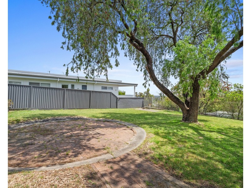 12 Short Street, Heathcote NSW 2233