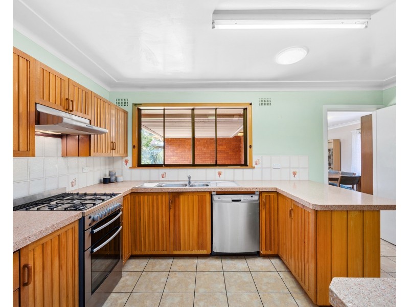 22 The Avenue, Heathcote NSW 2233