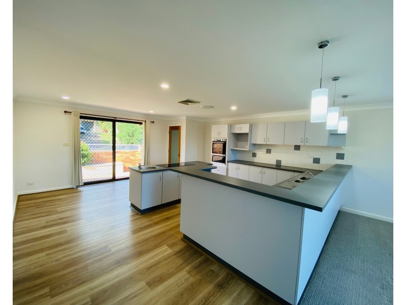 2 Lowry Place, Woronora Heights NSW 2233