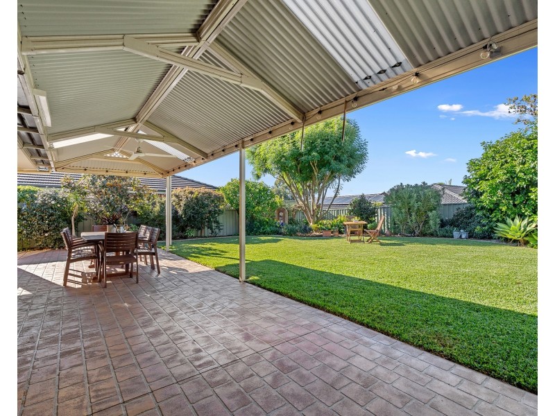16 Cambrai Ave, Engadine NSW 2233