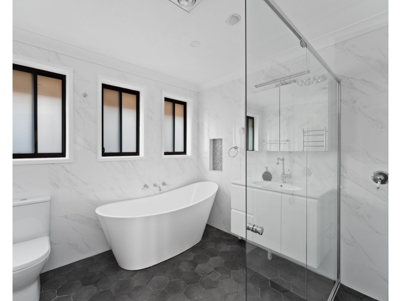 54 Bundanoon Road, Woronora Heights NSW 2233