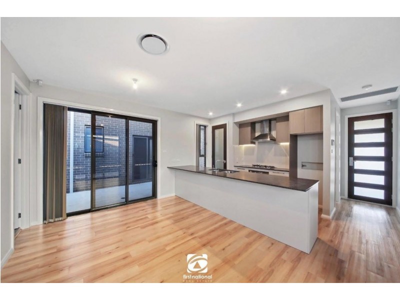 1/21 Bourne Ridge, Oran Park NSW 2570