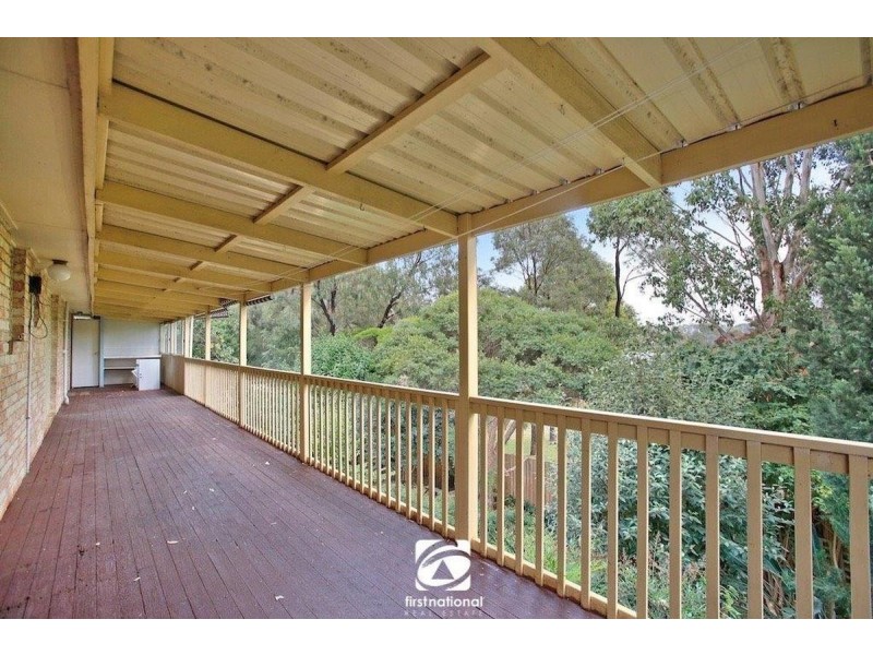 2 Hop-Bush Place, Mount Annan NSW 2567