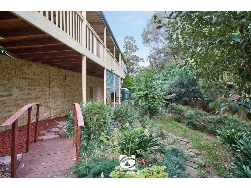 2 Hop-Bush Place, Mount Annan NSW 2567
