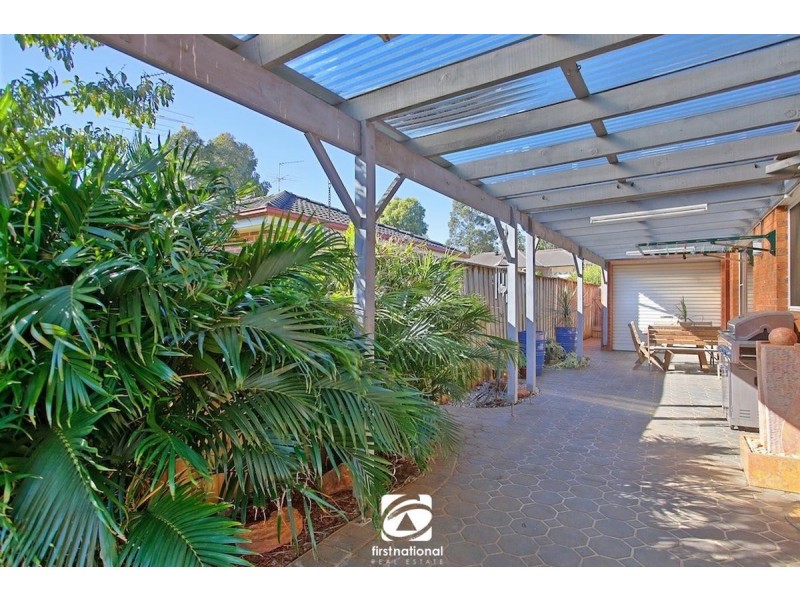 4 Spoonbill Way, Mount Annan NSW 2567