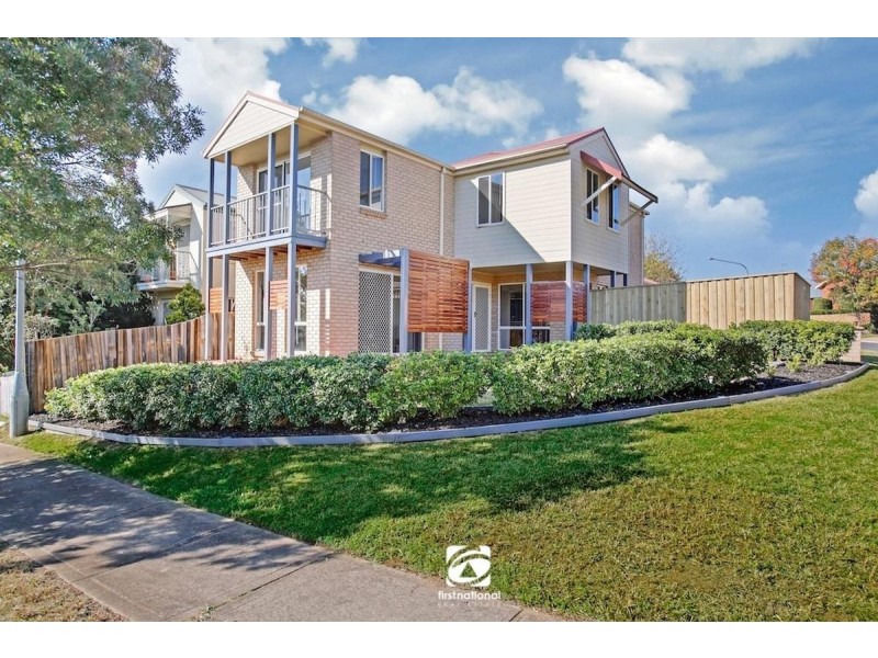 8 Brookview Street, Currans Hill NSW 2567