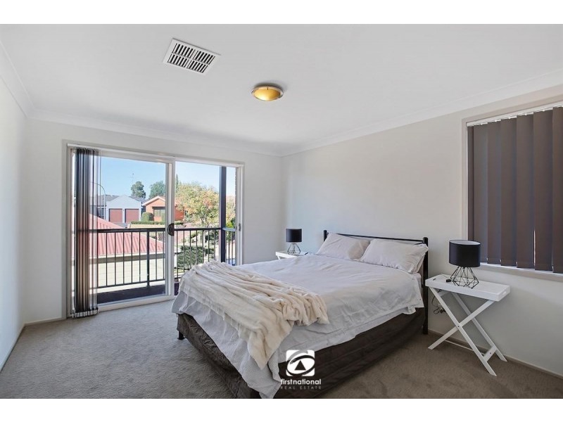 8 Brookview Street, Currans Hill NSW 2567