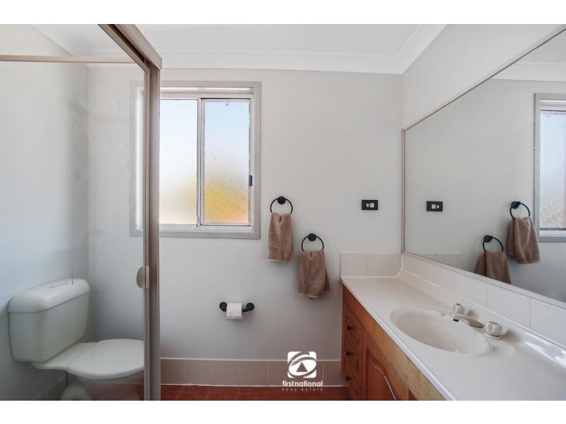 8 Brookview Street, Currans Hill NSW 2567