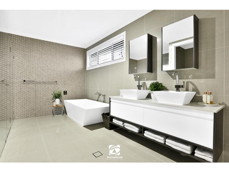 74 Foley Circuit, Harrington Park NSW 2567