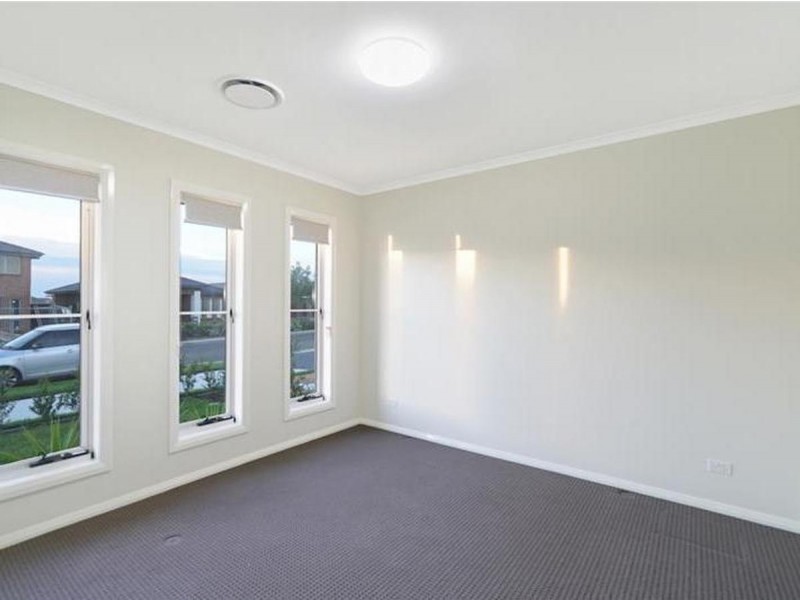 54 Donovan Boulevard, Gregory Hills NSW 2557