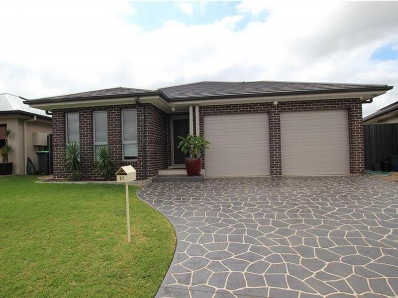 37 O’Donnell Street, Gregory Hills NSW 2557