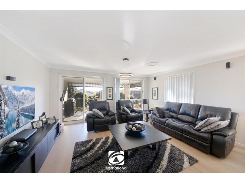 10 Greenfield Crescent, Elderslie NSW 2570