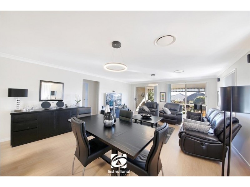 10 Greenfield Crescent, Elderslie NSW 2570