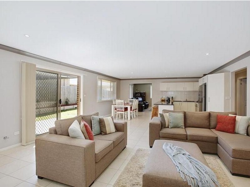 16 Montazah Street, Spring Farm NSW 2570