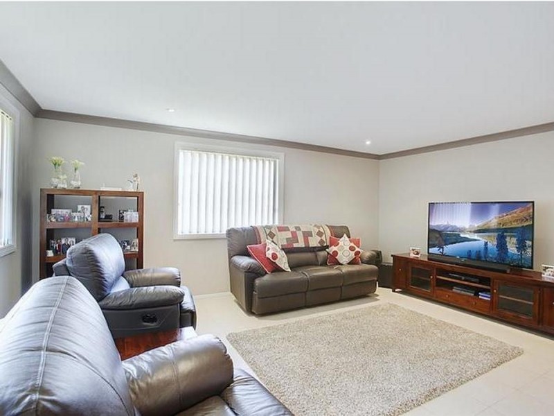 16 Montazah Street, Spring Farm NSW 2570