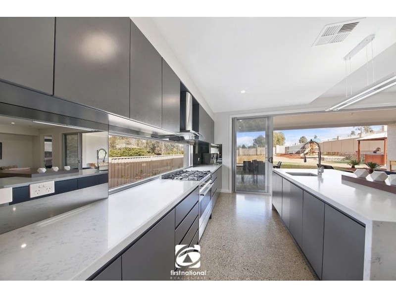 3 Hawthorne Circuit, Harrington Park NSW 2567