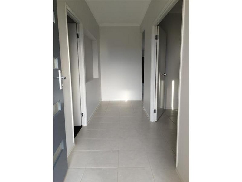 16 Rose Street, Oran Park NSW 2570