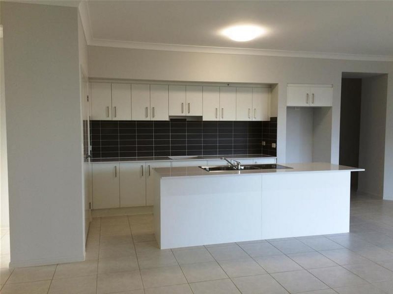 16 Rose Street, Oran Park NSW 2570